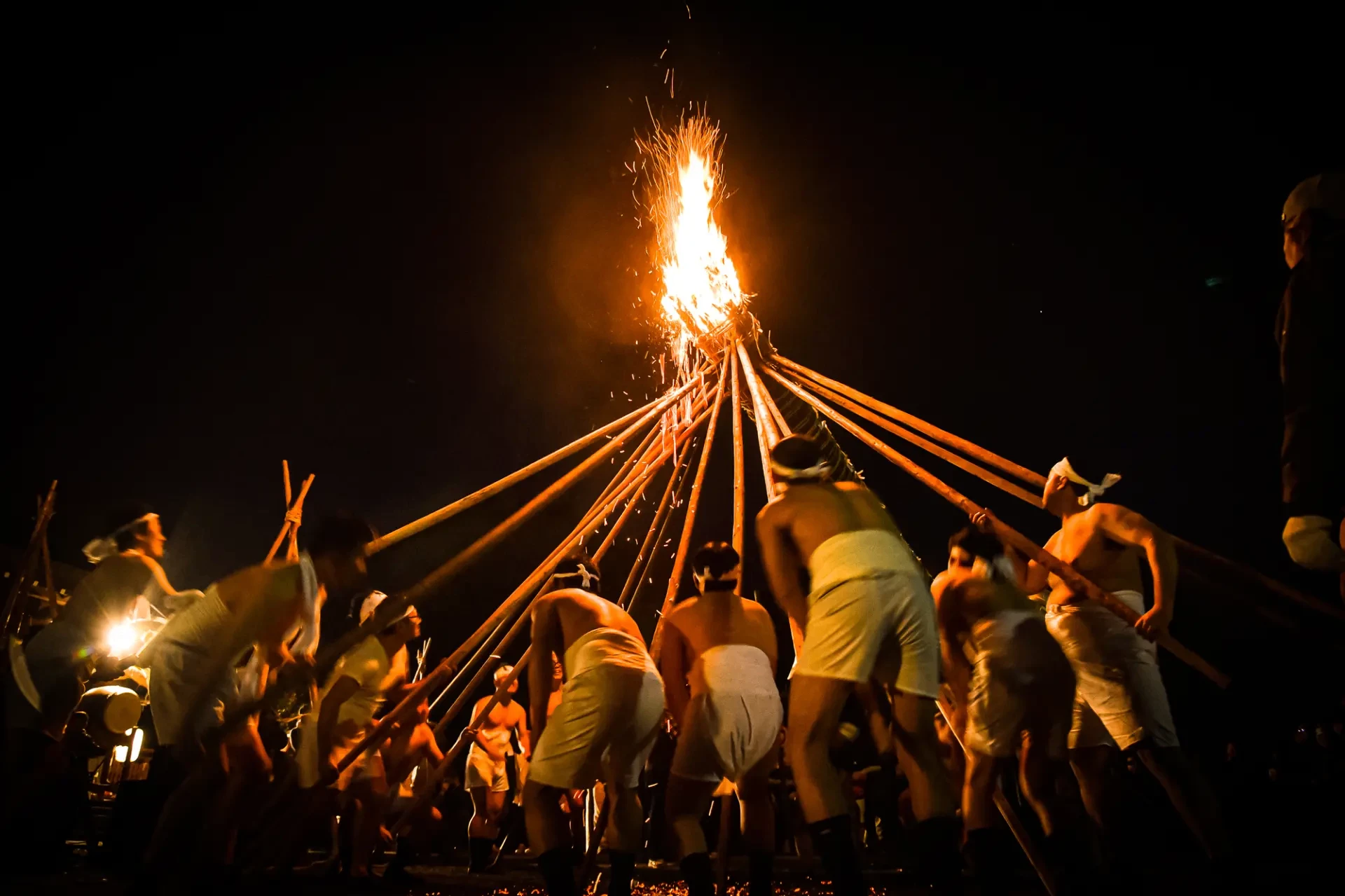 日本文化を体感できる特別な時間 ― 全国で楽しむ有名なお祭り17選